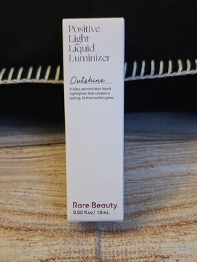 Rare Beauty Positive Light Liquid Luminizer — Outshine